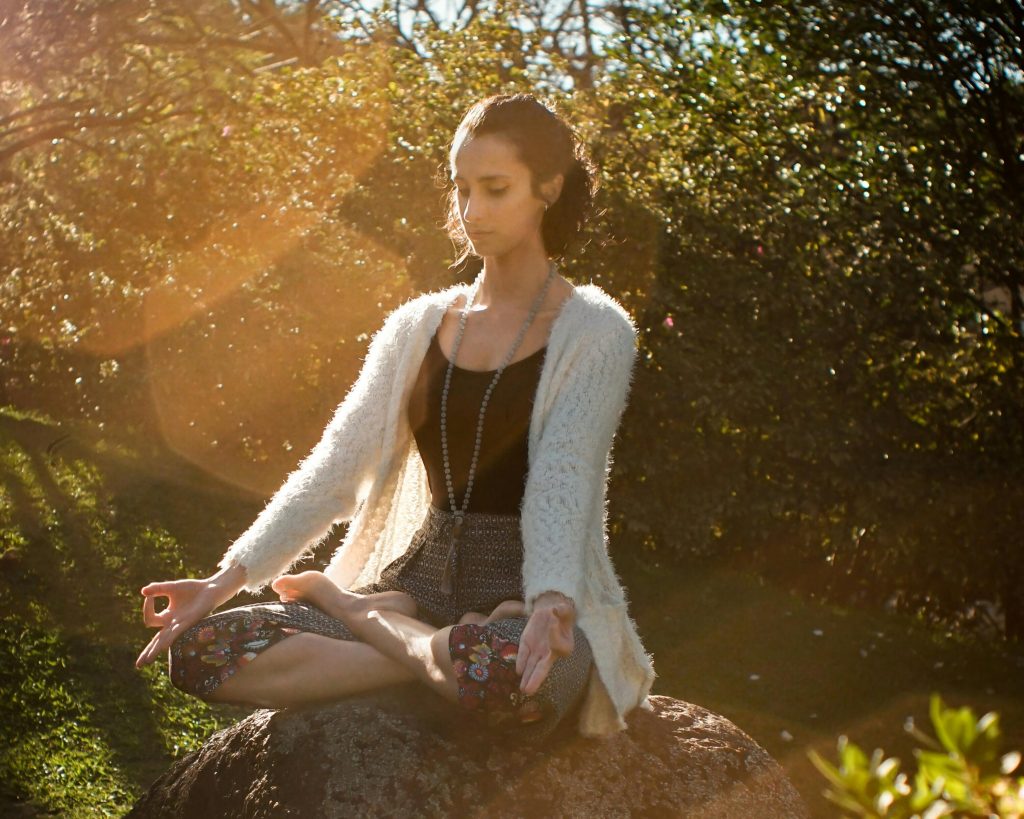 4 Life-Changing Morning Yoga Tips